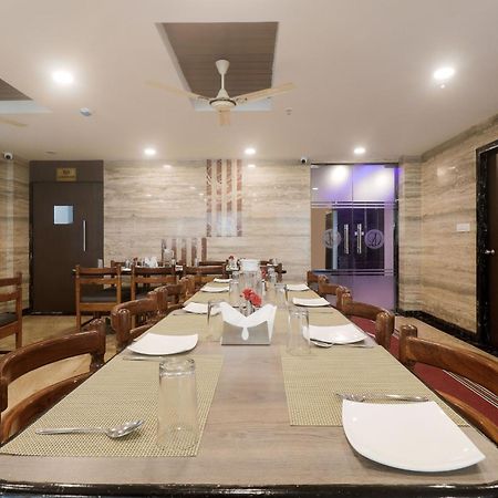 Townhouse Dj Grand Hotel Тирупати Екстериор снимка